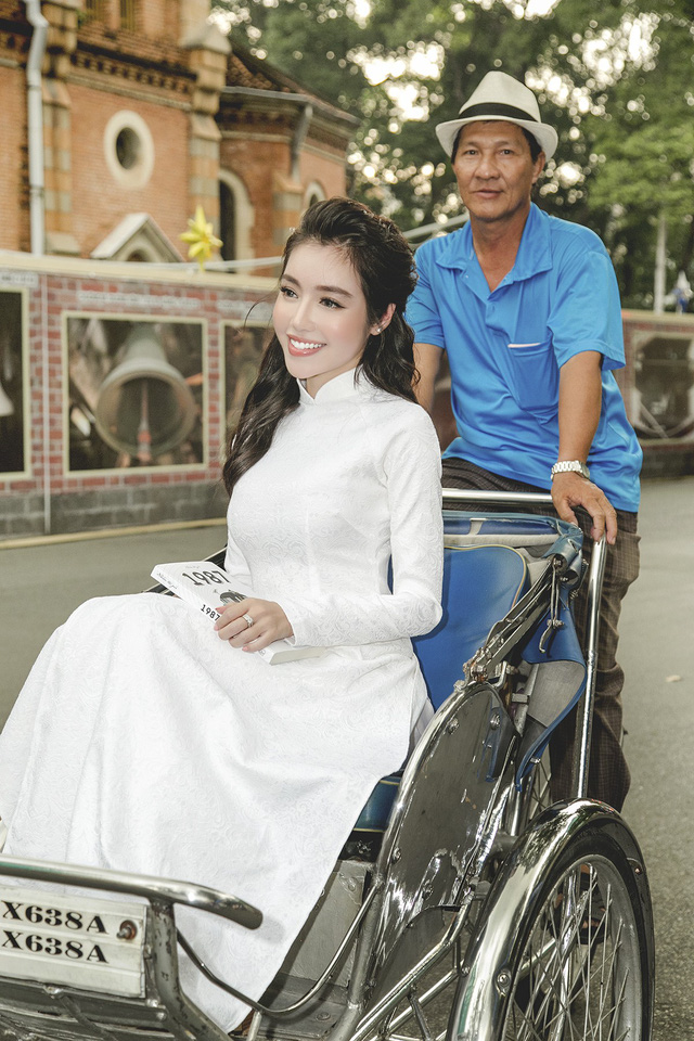 Elly Trần lần đầu trải lòng thời bỏ học, trở thành hot girl ngực khủng